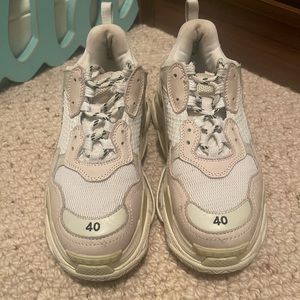 Used Balenciaga Triple S Sneaker - size 40